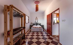Ayour Hostel